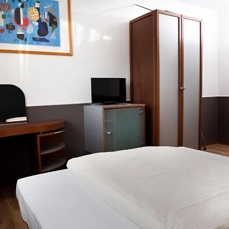 Castellana Hotel